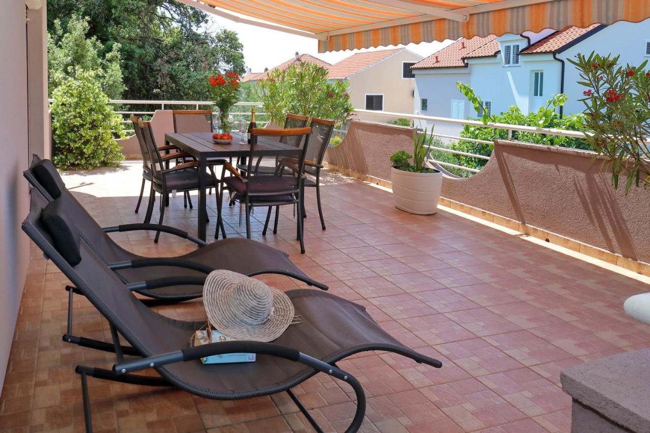 Apartments Adrian بيبينيا المظهر الخارجي الصورة