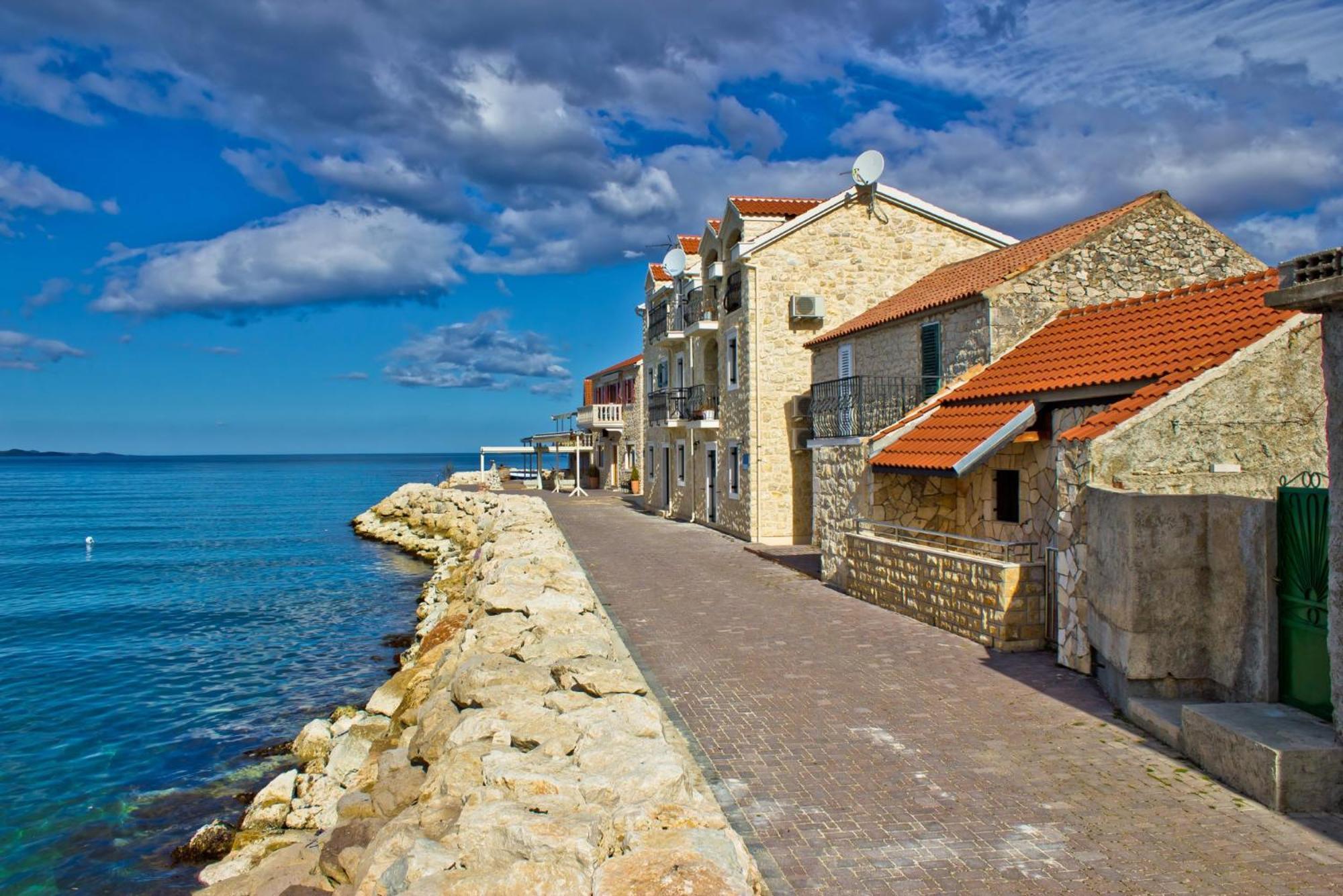 Apartments Adrian بيبينيا المظهر الخارجي الصورة